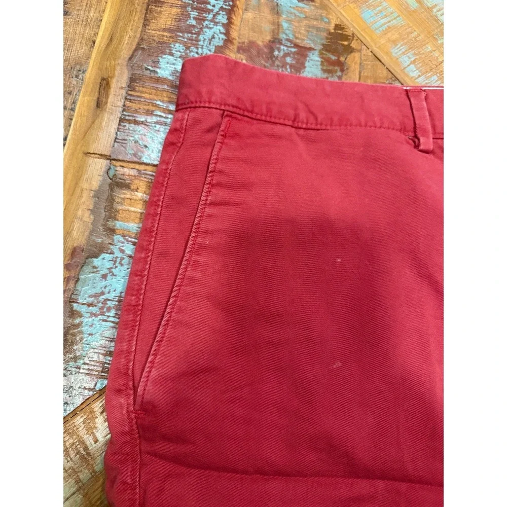 Mens Banana Republic Red Bermuda Shorts Chino Size 38